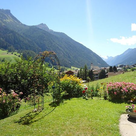 Josefinenhof Hotel Neustift im Stubaital Exterior photo