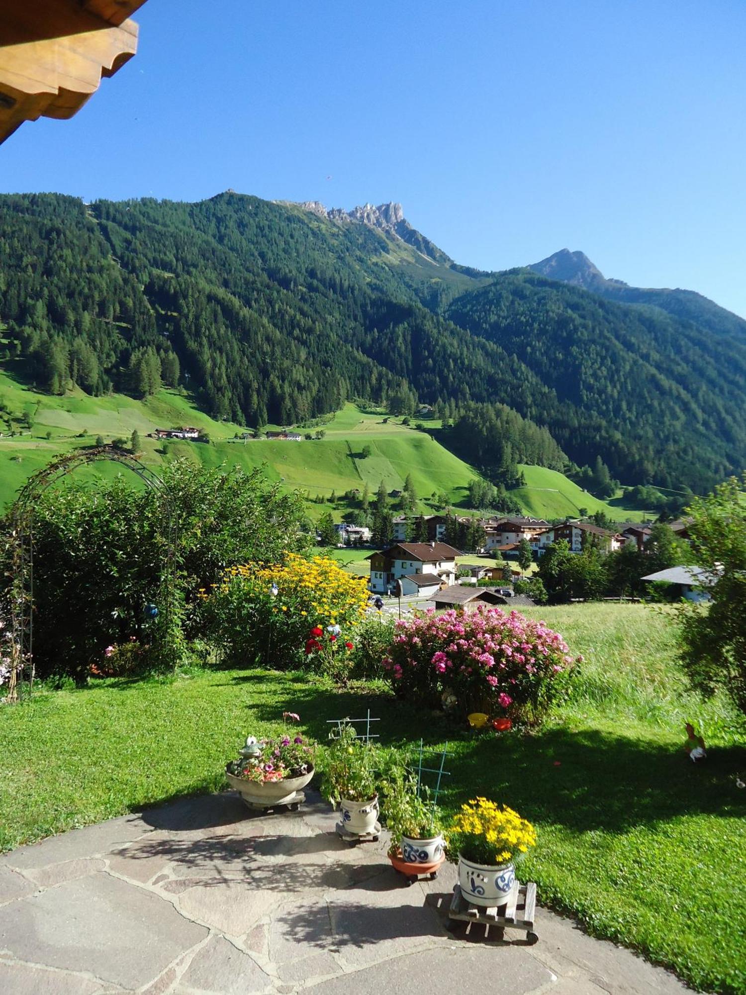 Josefinenhof Hotel Neustift im Stubaital Exterior photo