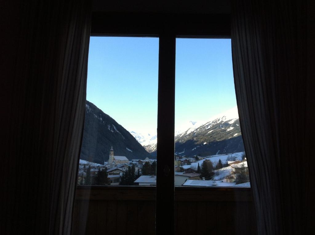 Josefinenhof Hotel Neustift im Stubaital Exterior photo